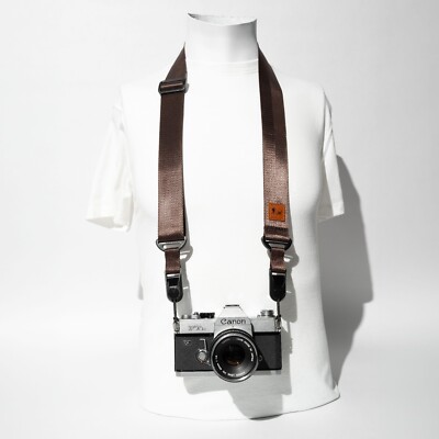 30-50'' Adjustable Chocolate Brown Camera Strap w/Peak Design Anchors