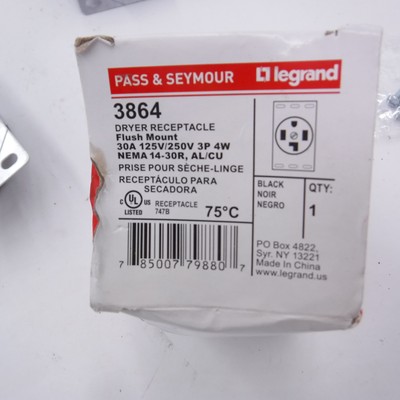 2 Pack Legrand Pass And Seymour 30 AMP 125v/250v 3864 Dryer Receptacle