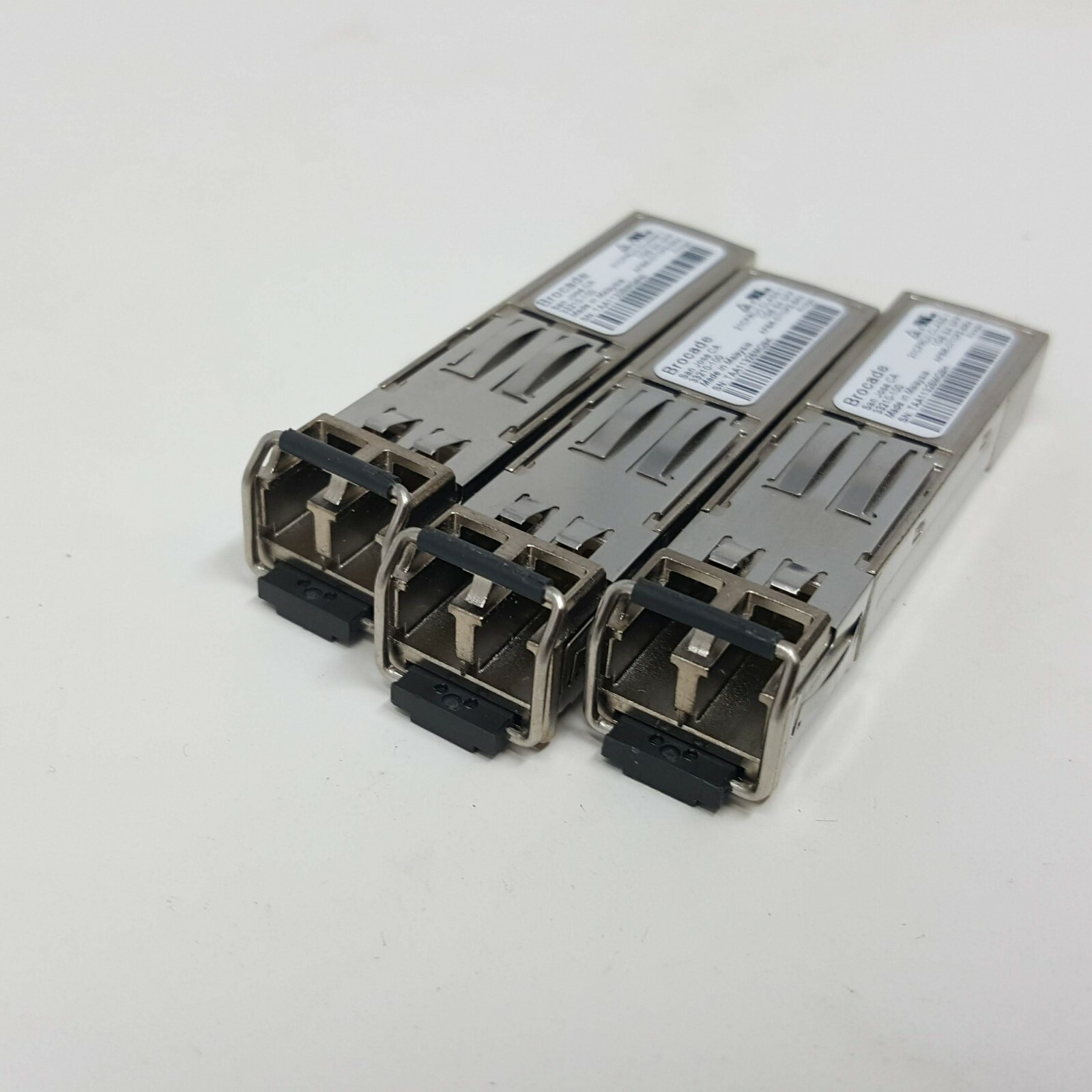 LOT OF 3 - Brocade 33210-100 (mini-GBIC) Transceivers 1GE SX SFP