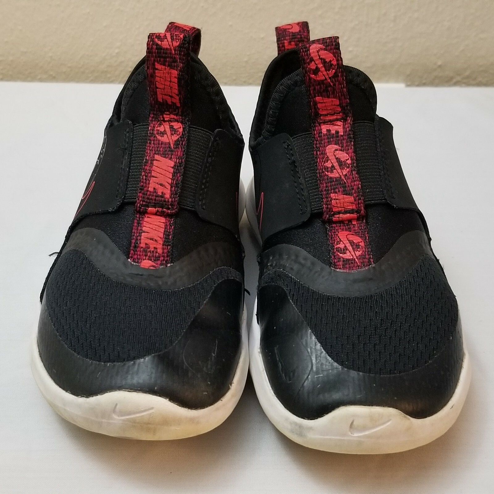 flex runner slip on