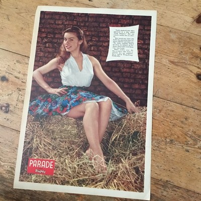 Parade Glamour Magazine Colour Centrefold - November 1959 Retro Vintage VGC