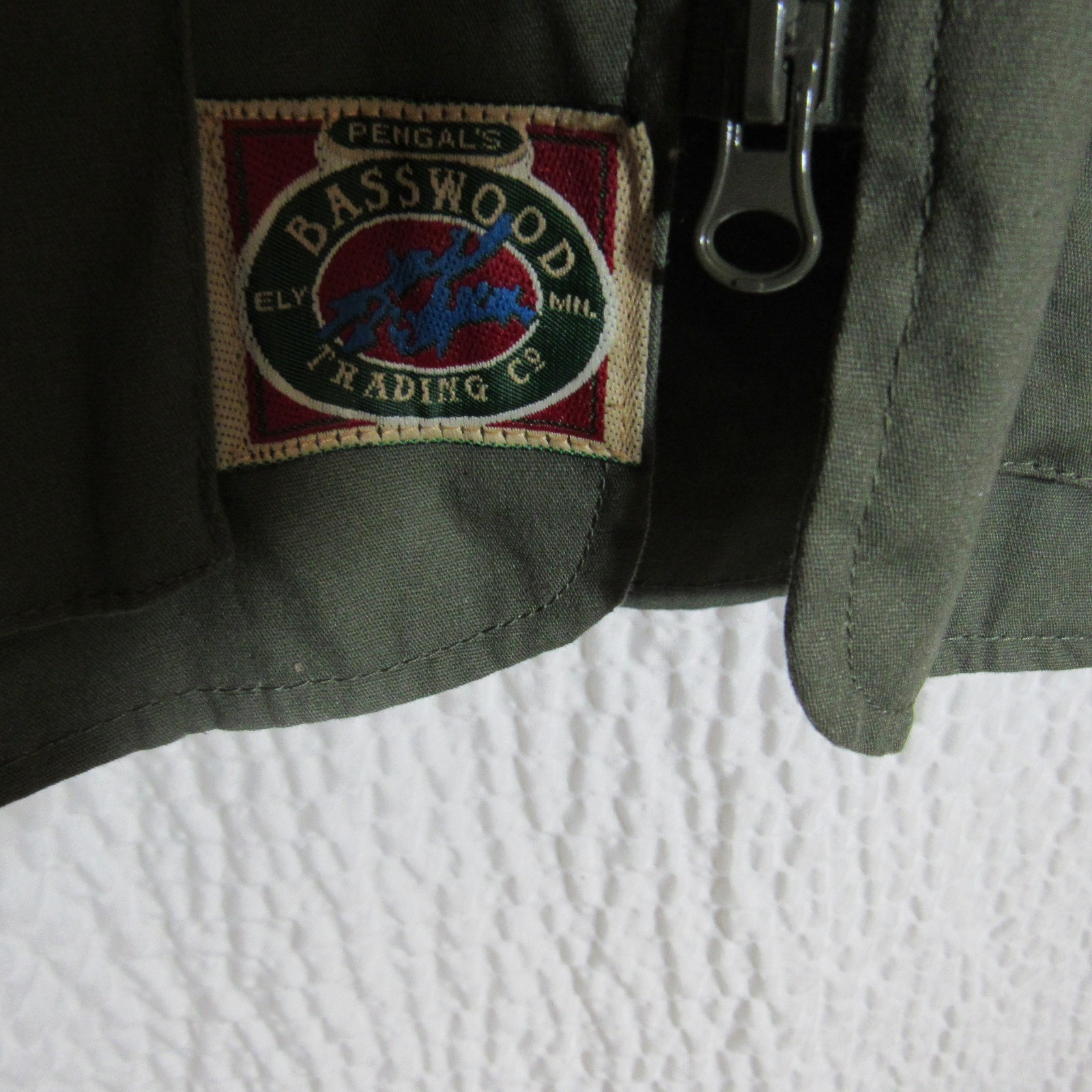 Pengals Basswood Shooting Vest M Green Vented Pockets In and Out Excellent