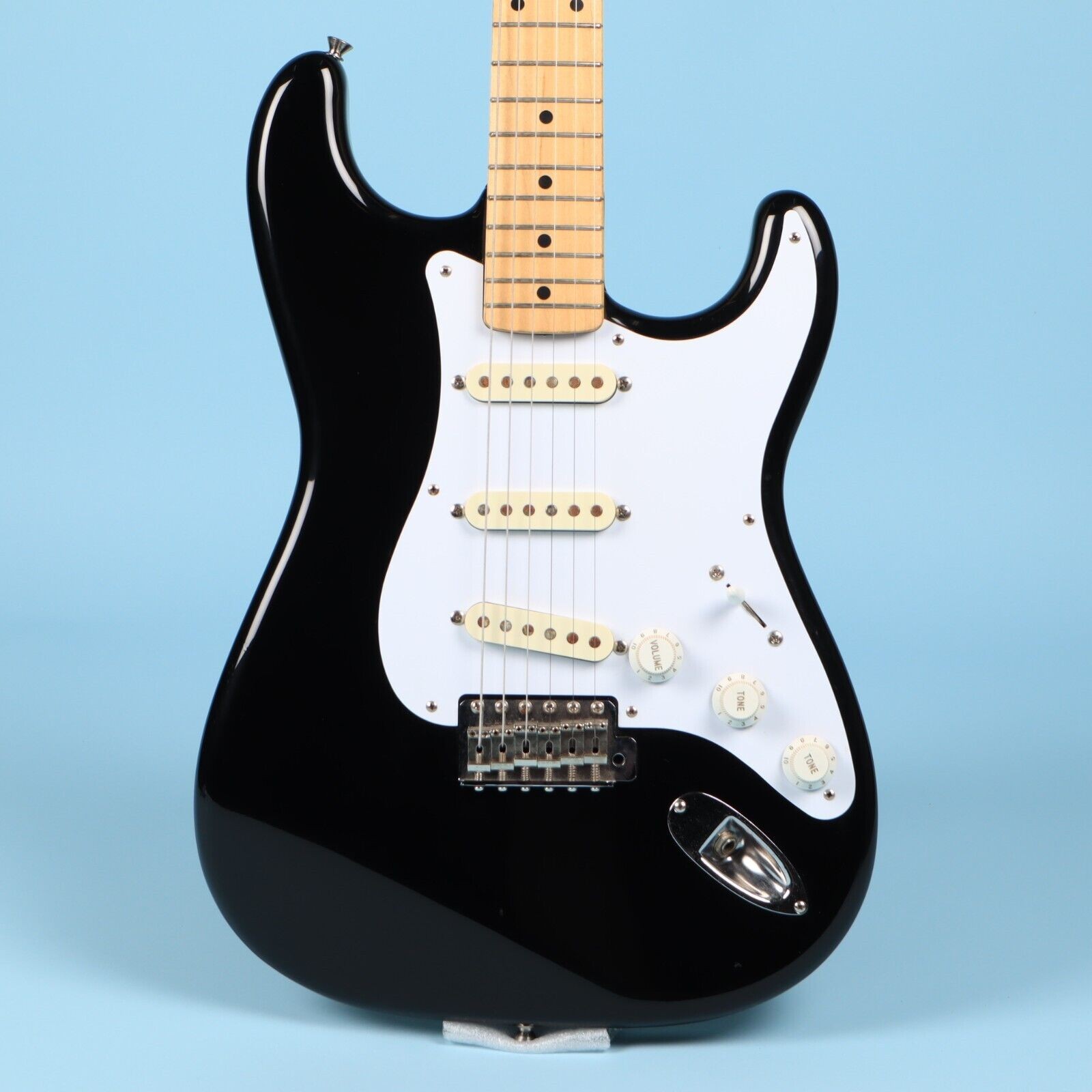 1989-1990 Fender MIJ Stratocaster Strat Japan Maple Neck
