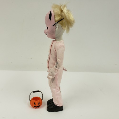 Living Dead Dolls Squeak Series 16 10