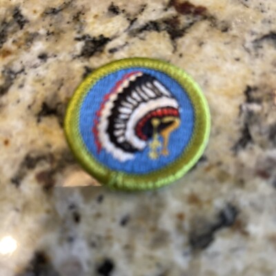 BSA INDIAN LORE MERIT BADGE CURRENT MINT NWT TYPE L SINCE 1910 BACK #1