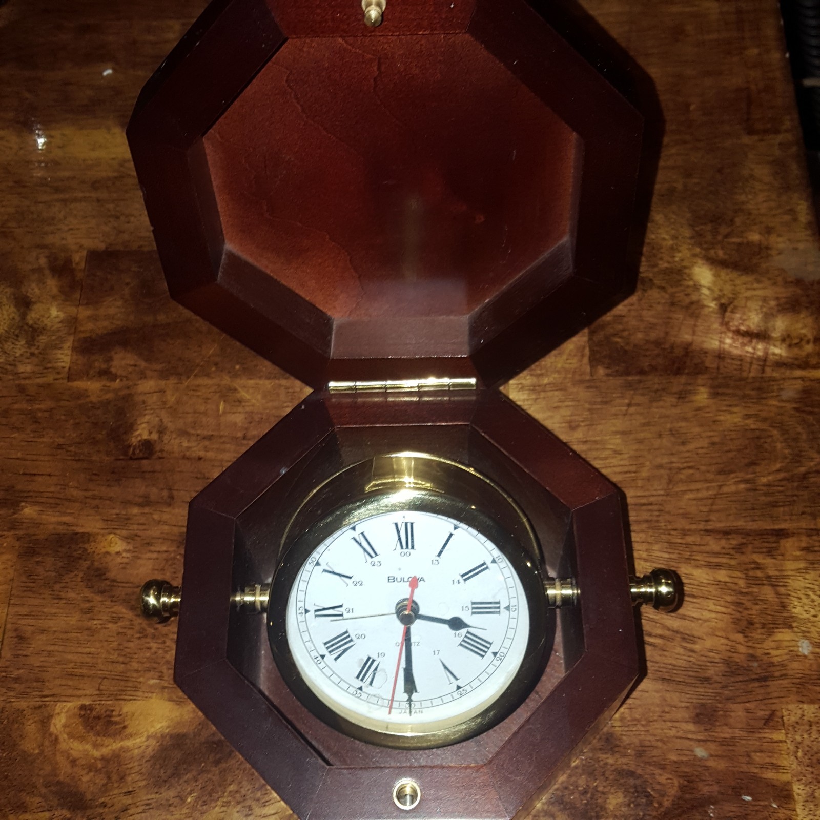 Bulova B7910 Quartermaster Maritime Clock Table Desk Quartz Japanese Movement