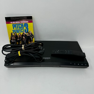 Samsung UBD-M8500 4K Ultra HD Resolution HDR Blu-ray Player w/ Remote + 4K HDMI
