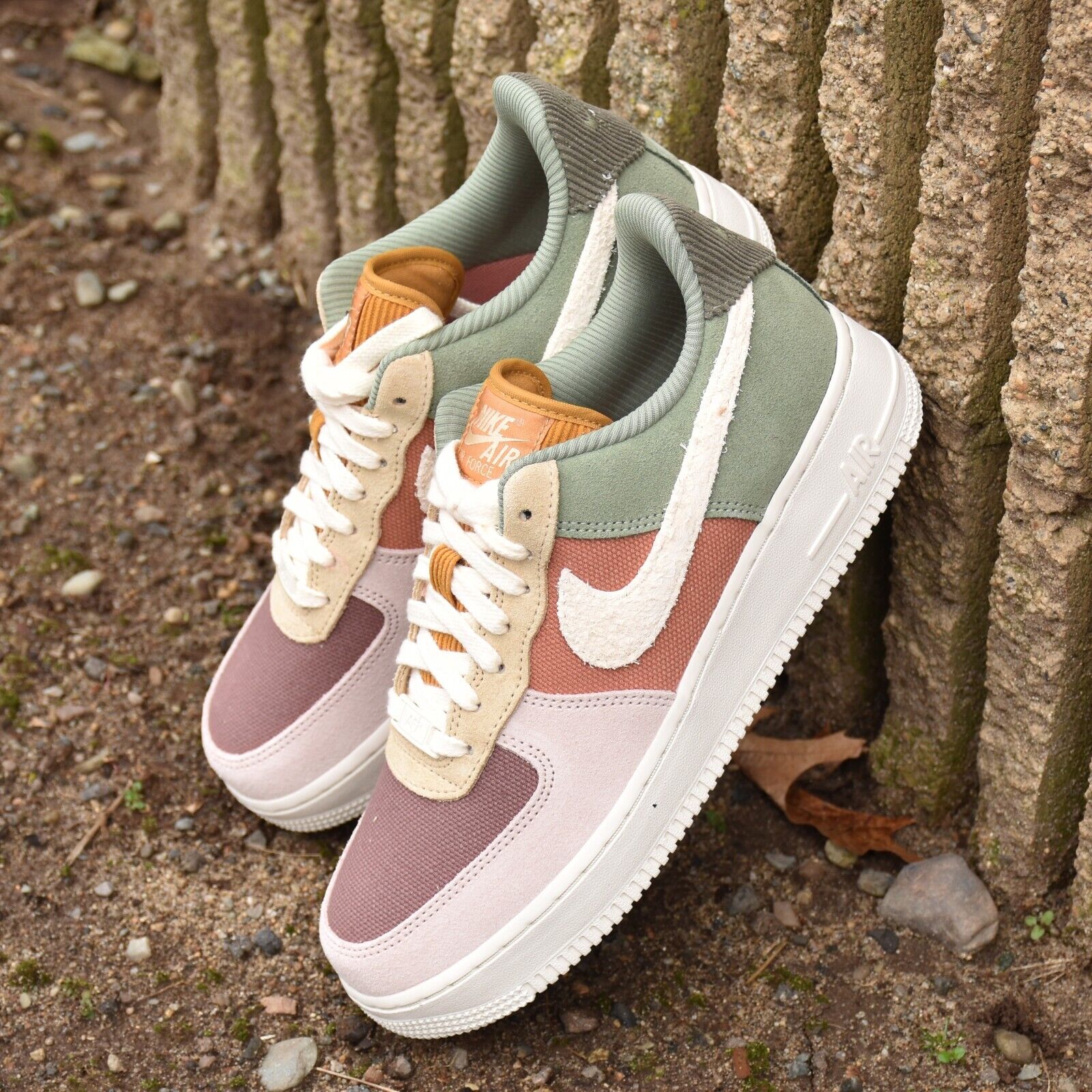 Nike Air Force 1 Low '07 LX Oil Green Terra Blush FZ3782-386 Nike Air Force 1 Low '07 LX Oil Green Terra Blush FZ3782-386