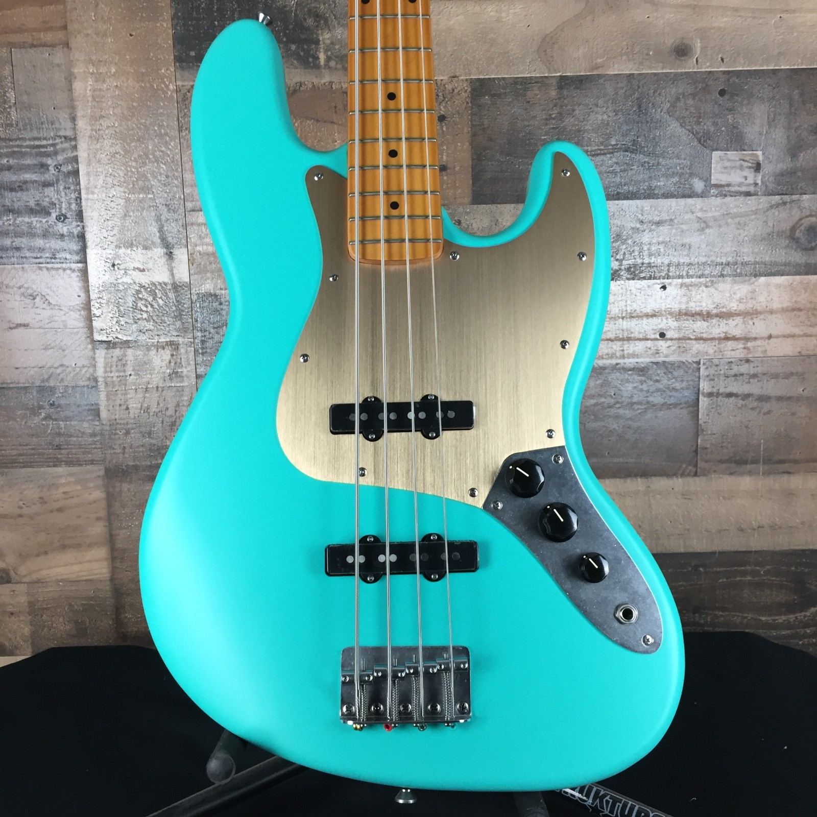 Squier Jazz Bass アクアマリン Squier Contemporary Jazz Bass Ocean Blue Metallic | Guitar