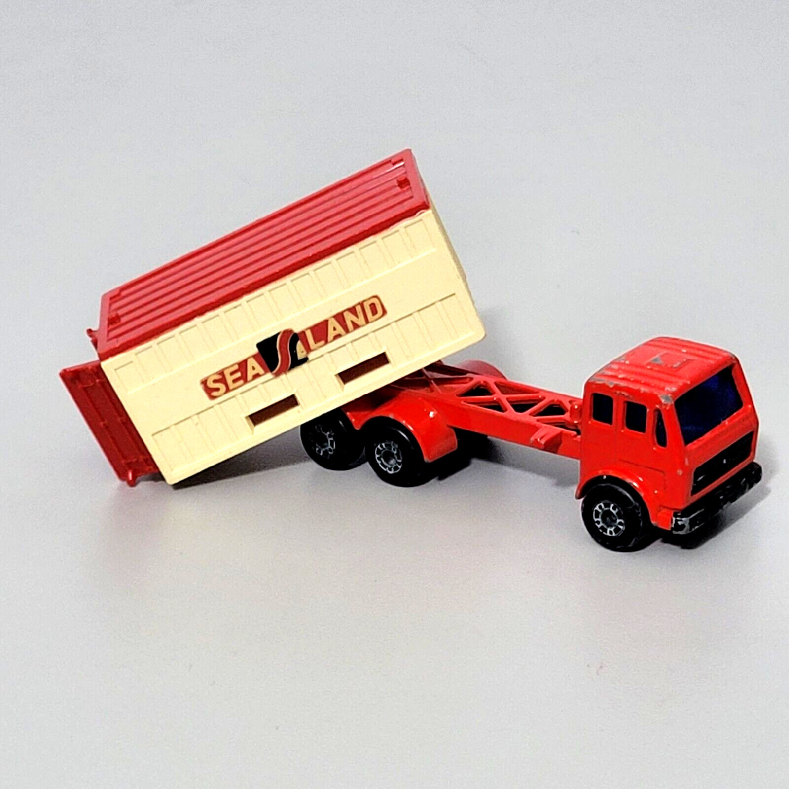Vintage 1976 Matchbox Lesney Superfast #42 Mercedes
