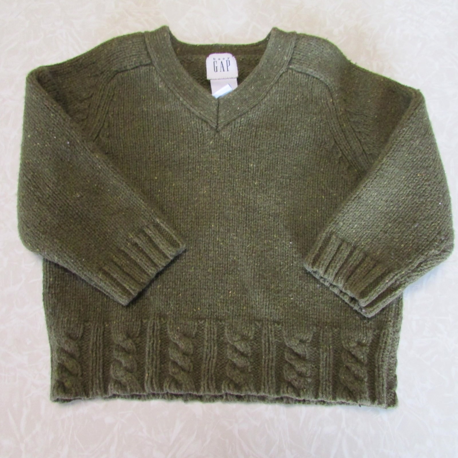 Baby Gap V-Neck Sweater Size 12-18 Months Olive Green Wool Blend Cable Knit
