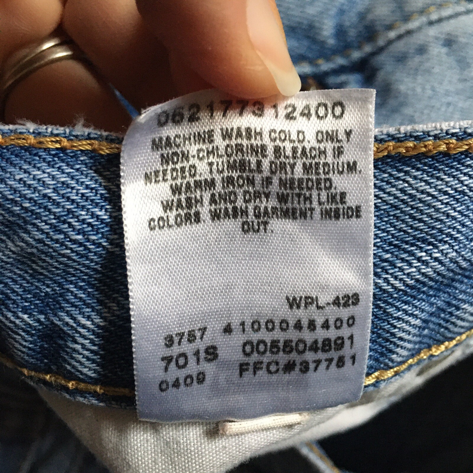 Levi's 550 Jeans Mens 35 X 30 Mid Rise 