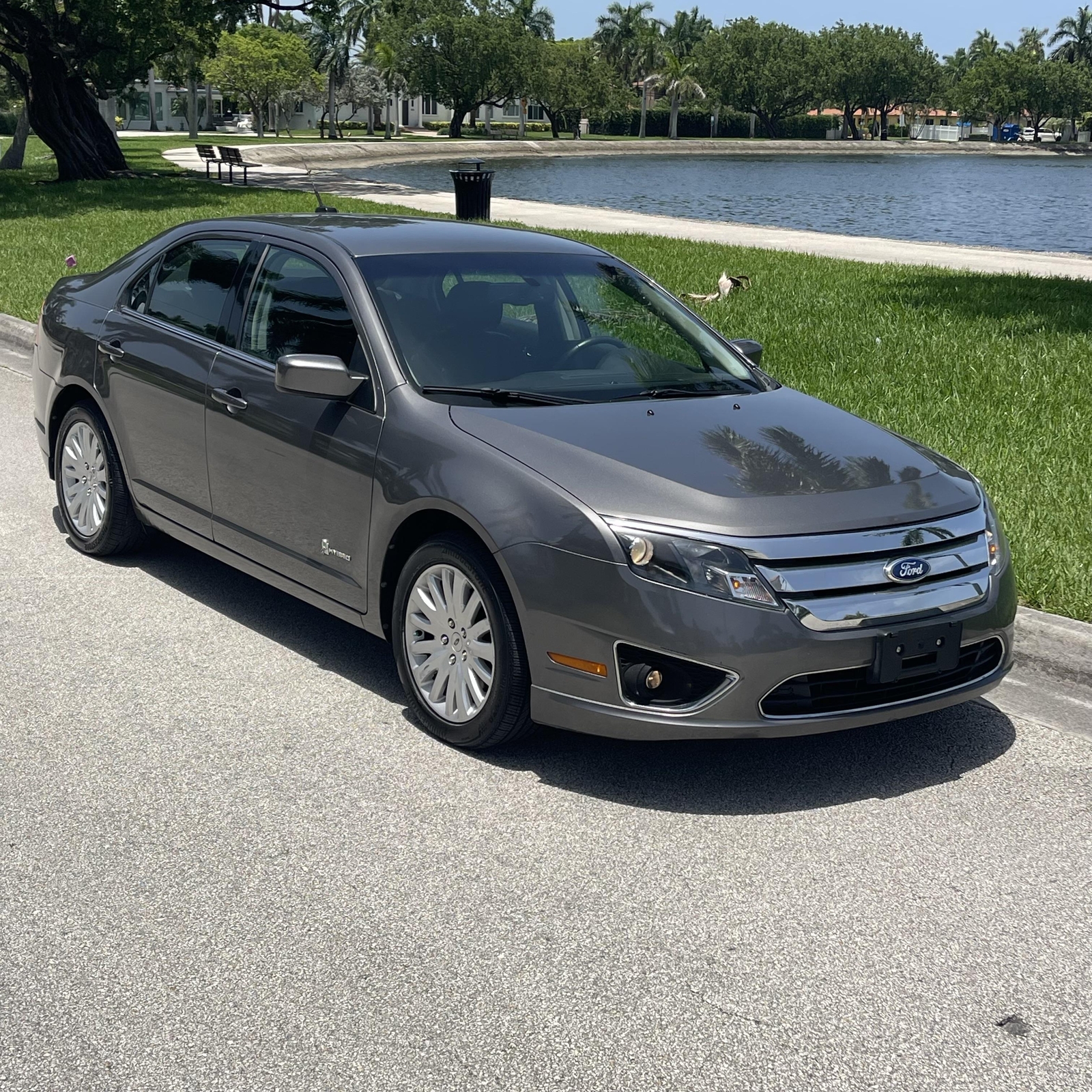 Owner 2011 FORD FUSION HYBRID ONLY 52K MILES RUST FREE NON SMOKER ESCAPE LINCOLN MKZ!