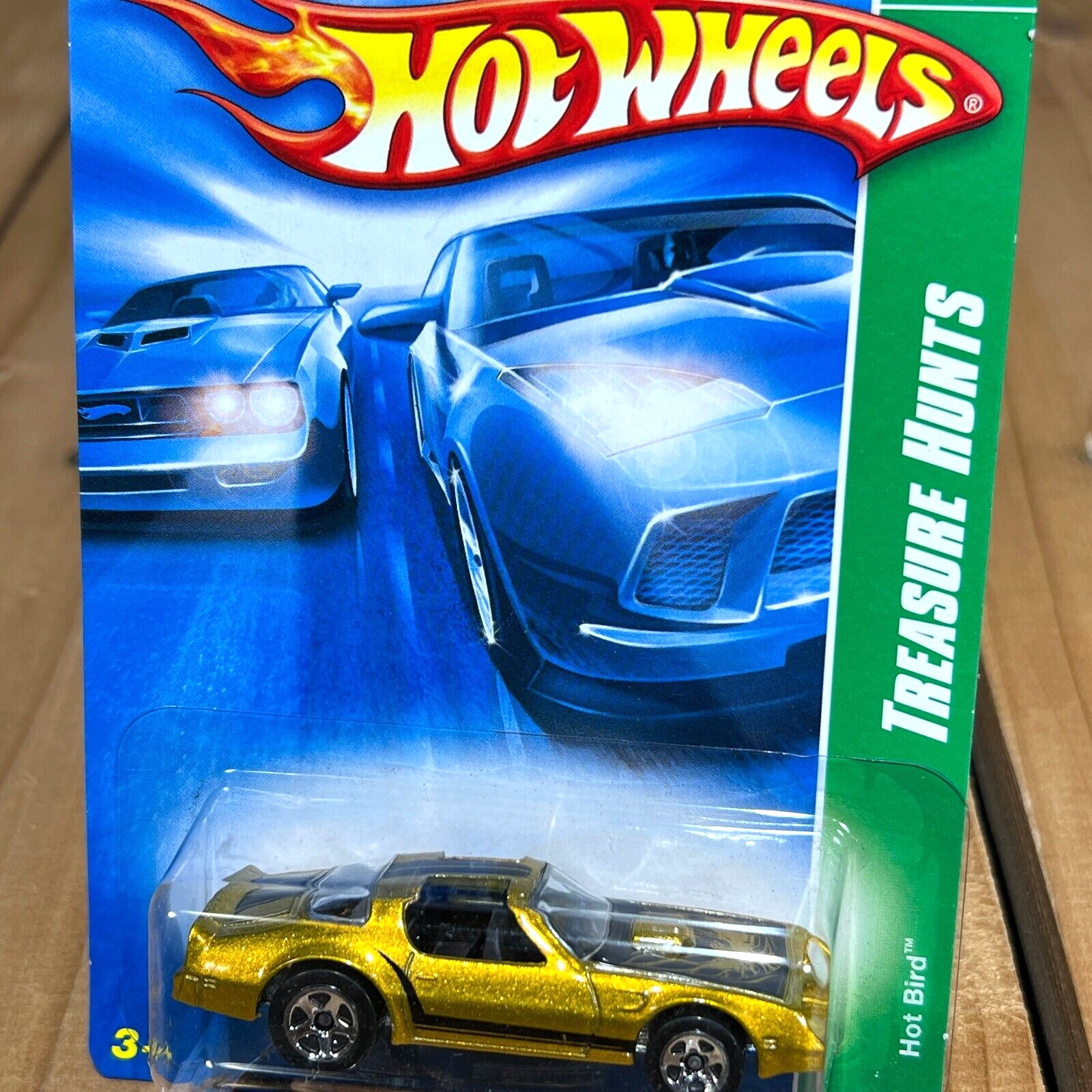 Treasure Hunts - Hot Bird Gold Pontiac Trans Am 1:64 Diecast Car