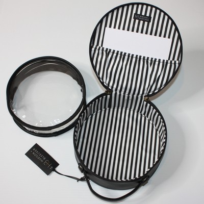 Hudson + Bleecker Preto Nomad Round Black Travel Case Brand New MSRP $60