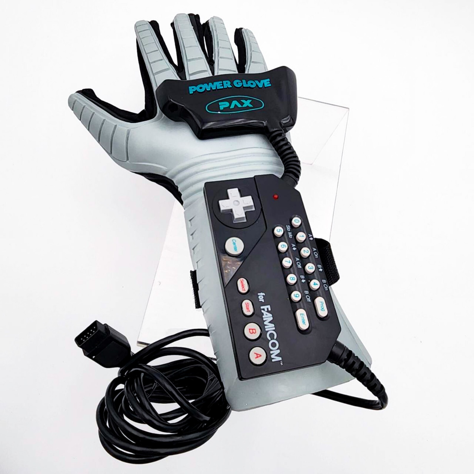 Pax Power Glove Nintendo Famicom NES Controller w/Box Good