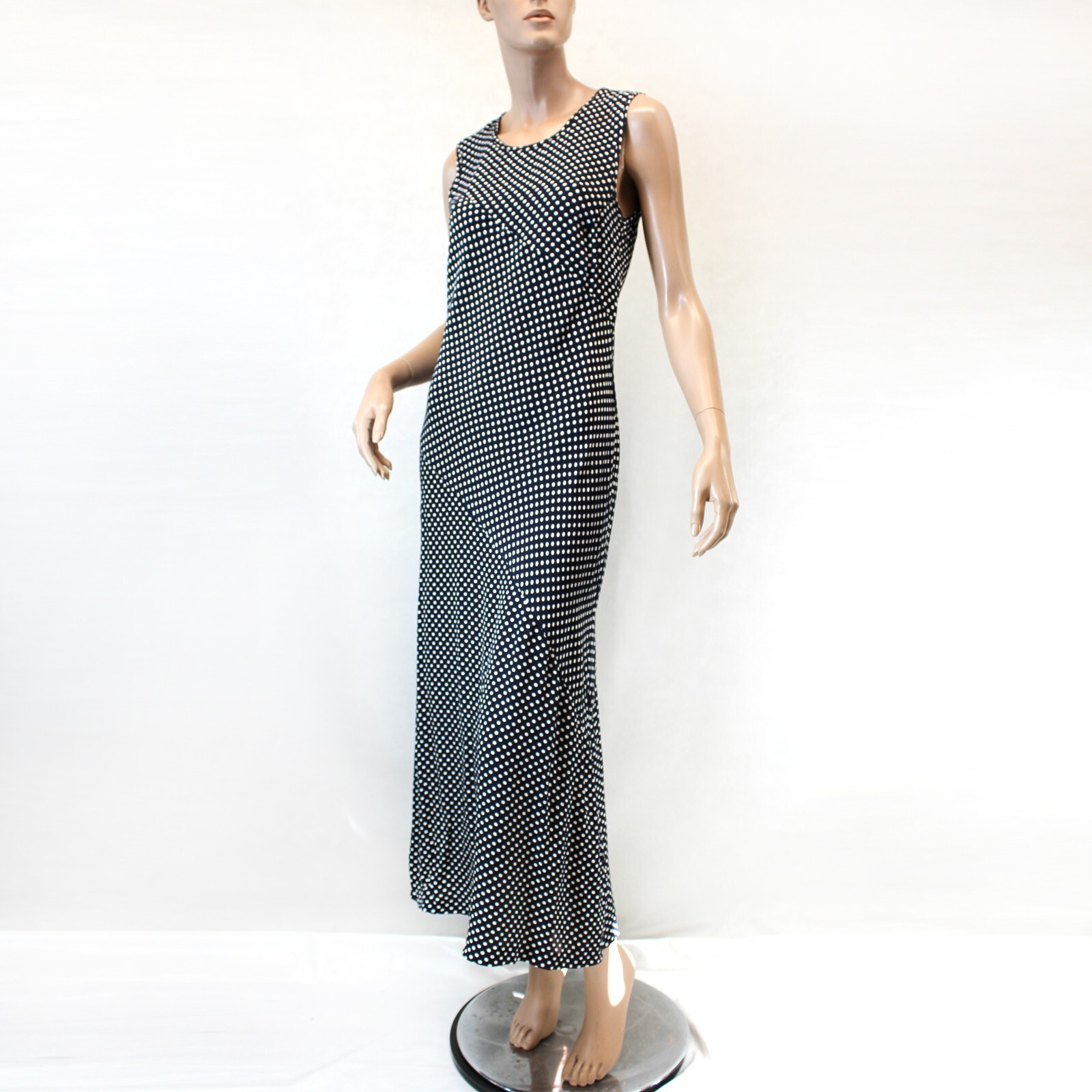 BCBG♩ドレス Amazon.com: BCBGMAXAZRIA Women's Sleeveless Teardrop Neck A