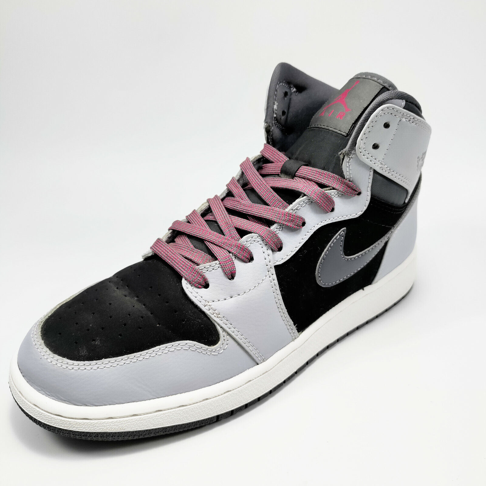 Nike Air Jordan 1 Retro High GG 'Wolf Grey' Shoes Boy's Grey Nike Air Jordan 1 Retro High GG 'Wolf Grey' Shoes Boy's Grey