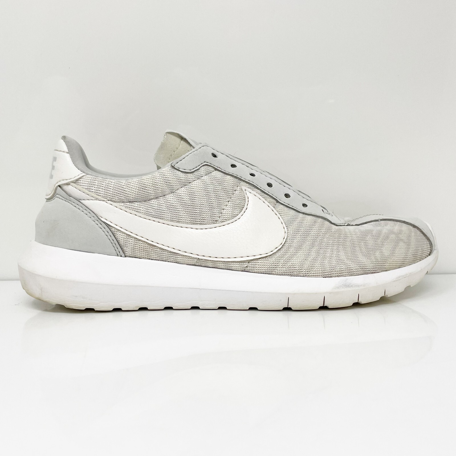 Кроссовки Nike Womens Roshe LD 1000 KJCRD 819845-100 серые кроссовки размер 7,5