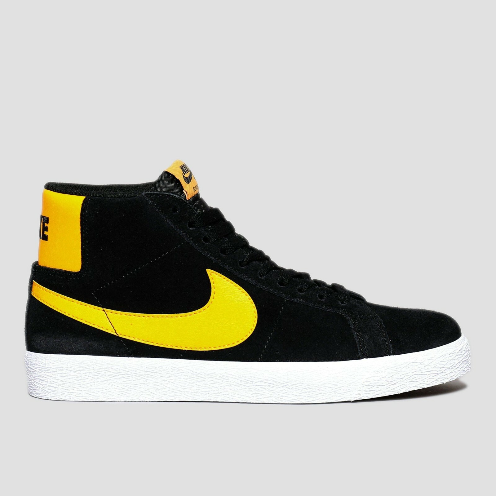 Nike SB Zoom Blazer Mid 'Black University Gold' Mens 10.5 Nike SB Zoom Blazer Mid 'Black University Gold' Mens 10.5