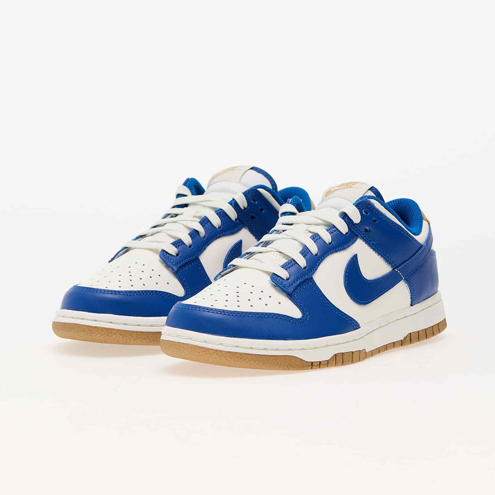 Nike W Dunk Low Kansas City Royals FB7173-141 Womens Nike W Dunk Low Kansas City Royals FB7173-141 Womens