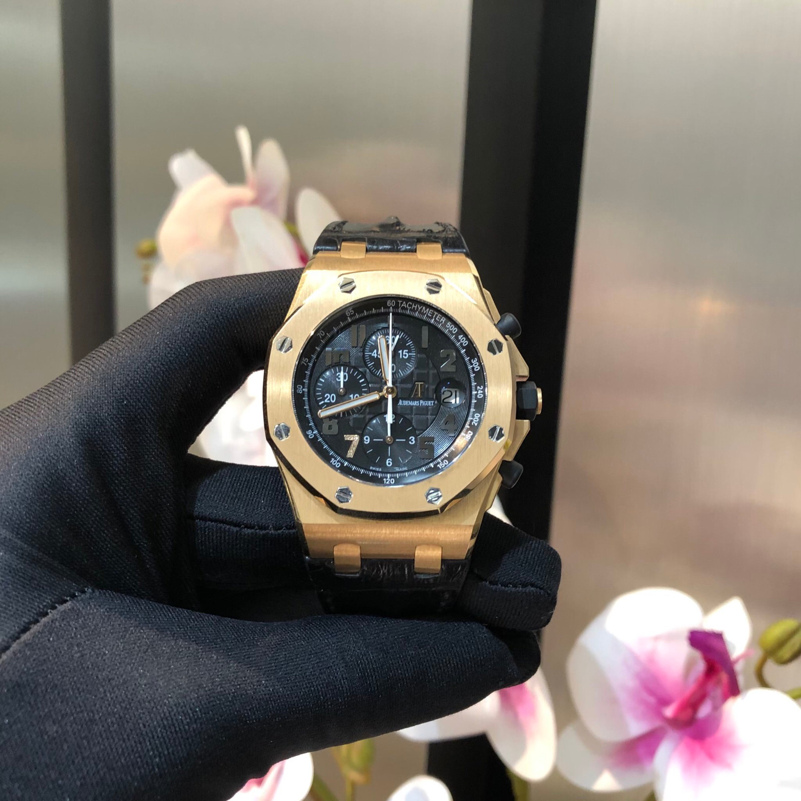 Audemars Piguet Ginza 7 18kt RG Royal Oak Offshore 26180OR
