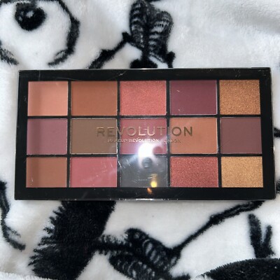 REVOLUTION Re-Loaded Shadow Palette - Newtrals 3