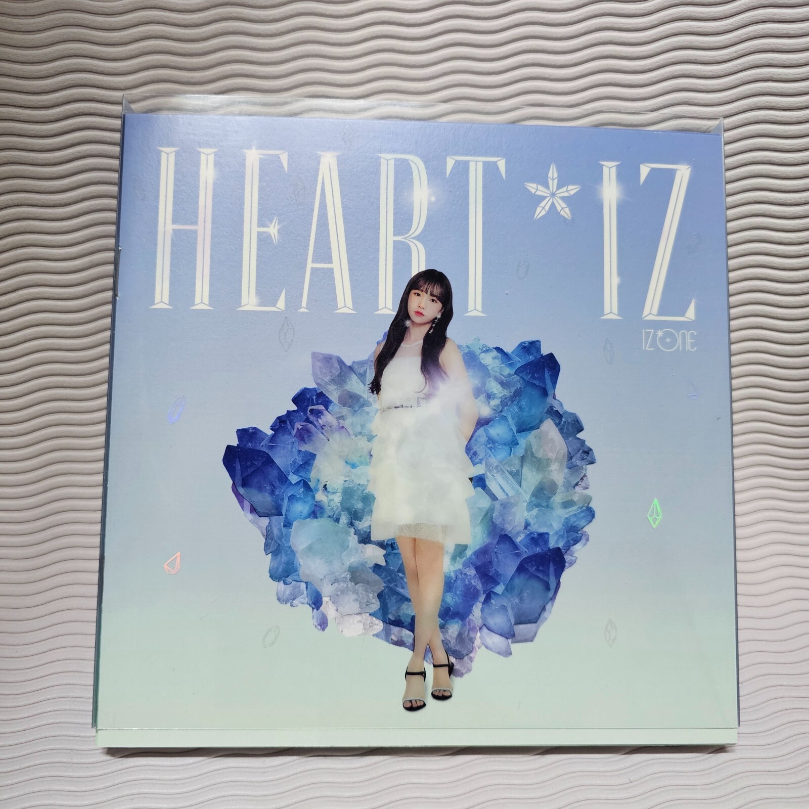 IZ*ONE サイン入り CD 【HEART*IZ】 Amazon.co.jp: IZ*ONE HEART*IZ 直筆サイン入りCD ウォニョン