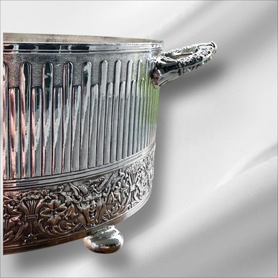 Vintage Reed & Barton Silver Plate Casserole Holder #1174,  Fl...