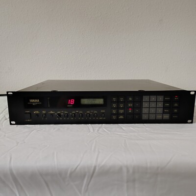 Yamaha REV7 Digital Reverberator Reverb & Multi-Effects Processor