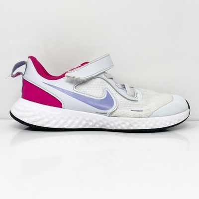 

Nike Boys Revolution 5 BQ5672-018 Белые кроссовки для бега Размер 2Y, Белый, Revolution 5