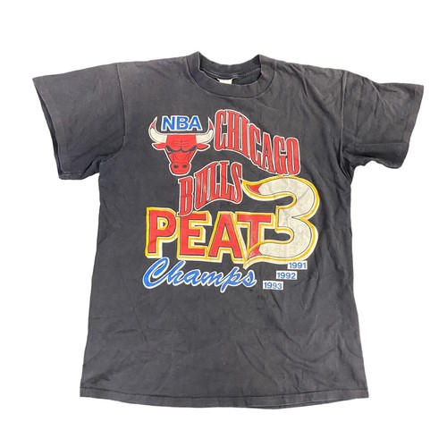 Vintage Chicago Bulls 3Peat NBA Champions T-Shirt Adult Size