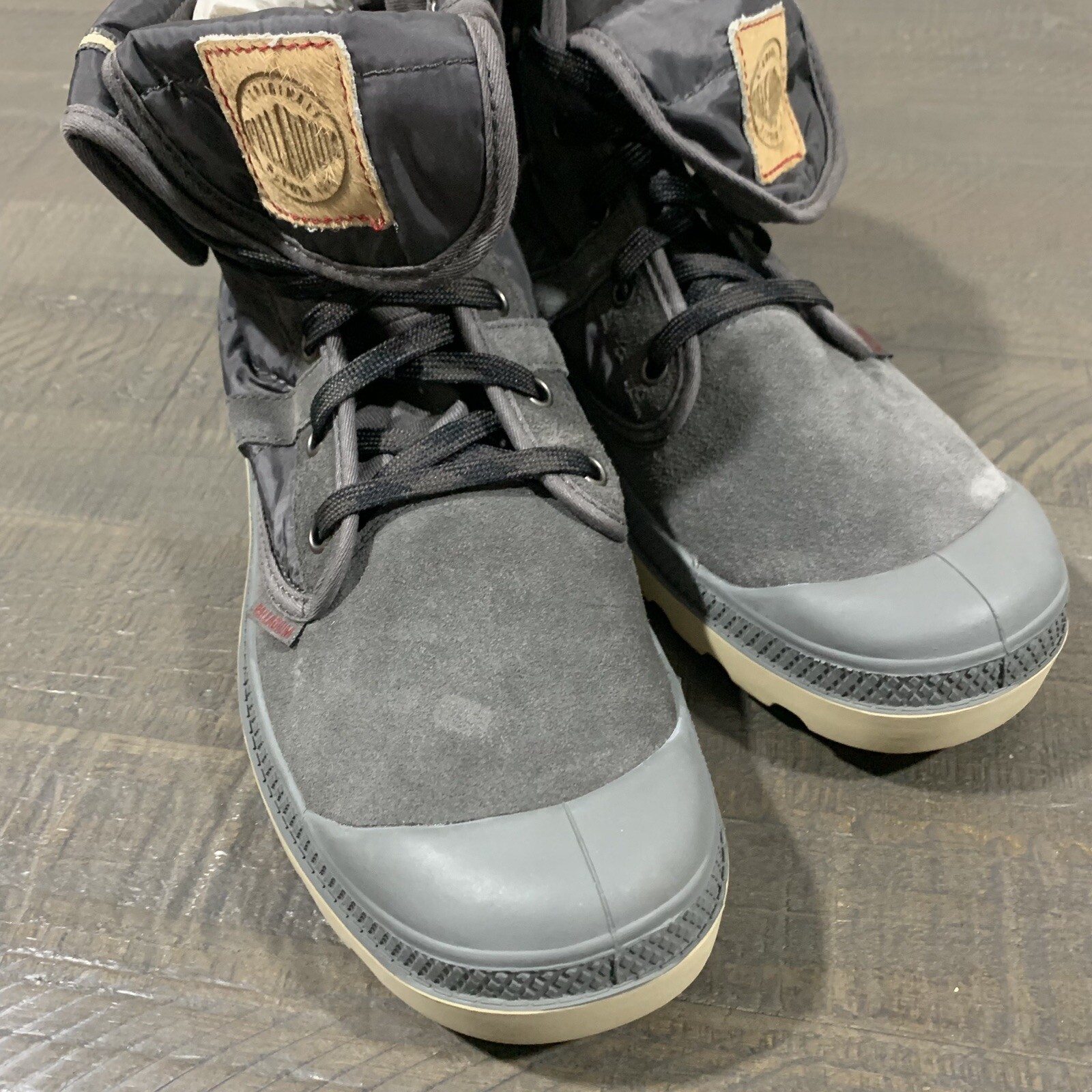 NEW Palladium Women s US 9.5 Pallabrouse Baggy
