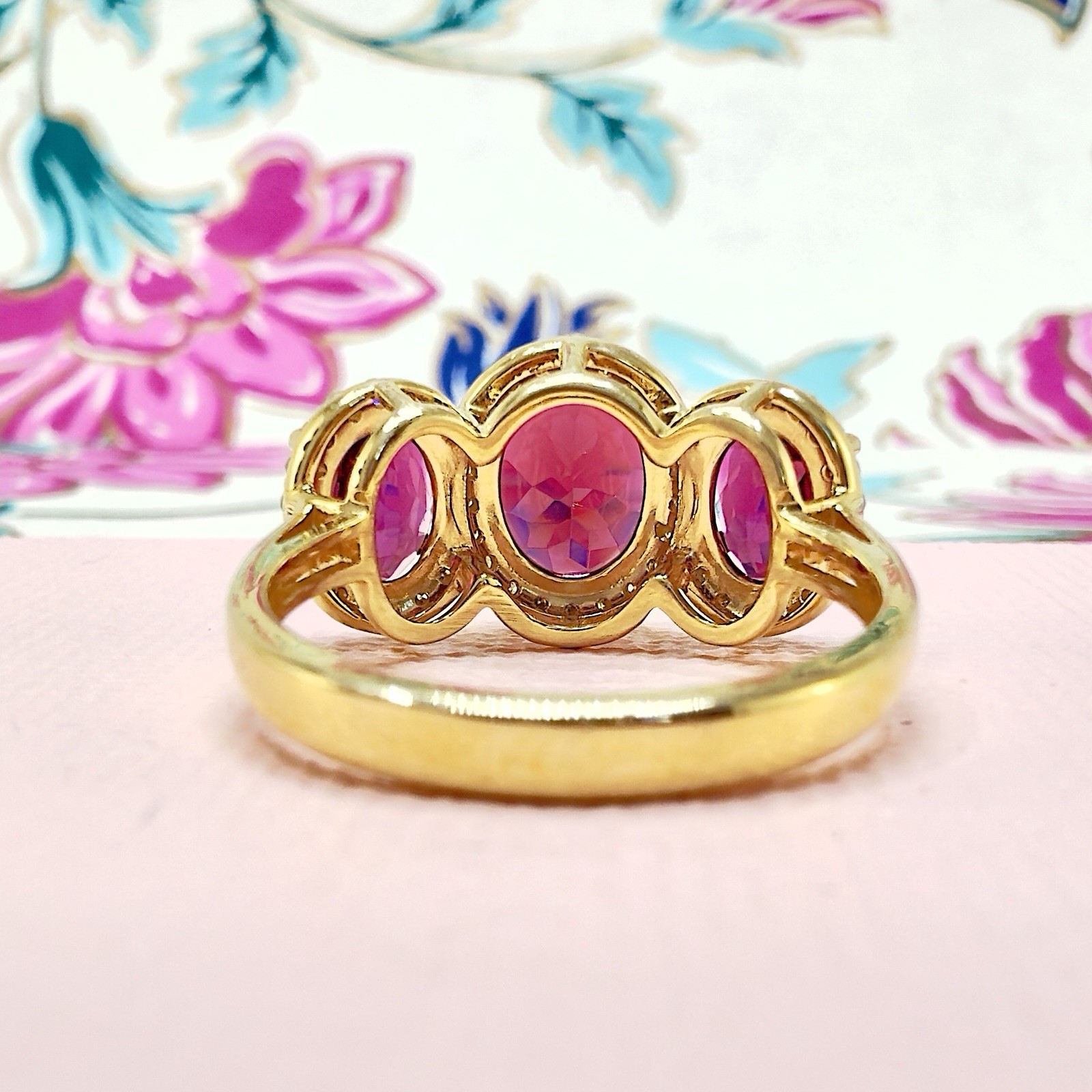 10K Yellow Gold Genuine Rhodolite Garnet & Diamond Three Stone Ring, Sz 6.5, New - Picture 5 of 11