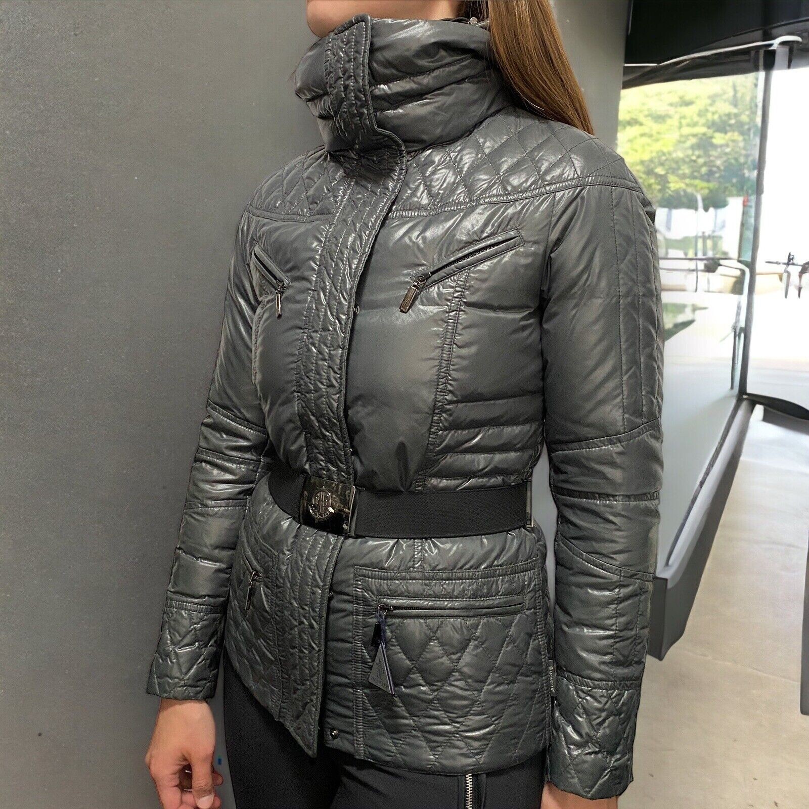 MONCLER Magritte RARE Vintage Gray Metallic Women Down MONCLER Magritte RARE Vintage Gray Metallic Women Down