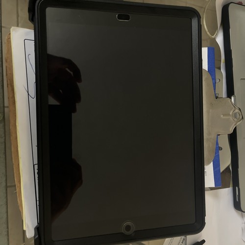 1842) Otterbox DEFENDER Series Case Apple iPad 8th Gen / 7th Gen (10.2