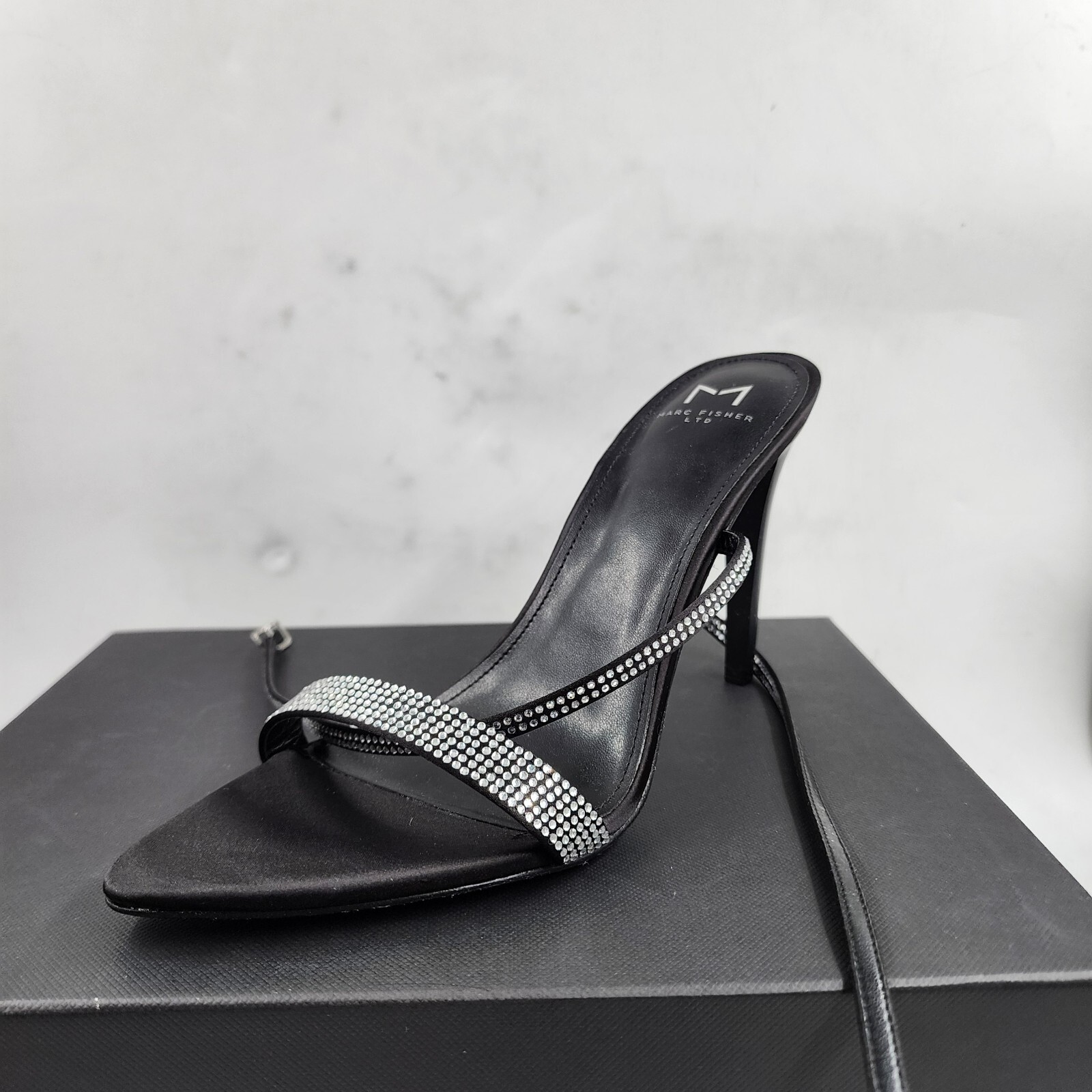 Marc Fisher LTD. Cammile Embellished Ankle Strap High Heels Women's 8.5M Black - Picture 15 of 18