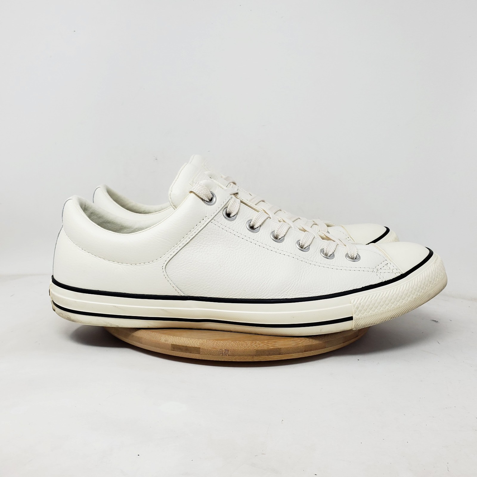 Converse Chuck Taylor All Star Sneaker Men 12 Shoe Off White