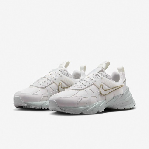 Nike Wmns V2K Run GTX Gore-Tex Platinum Tint Light Silver Women Shoes FZ2622-004
