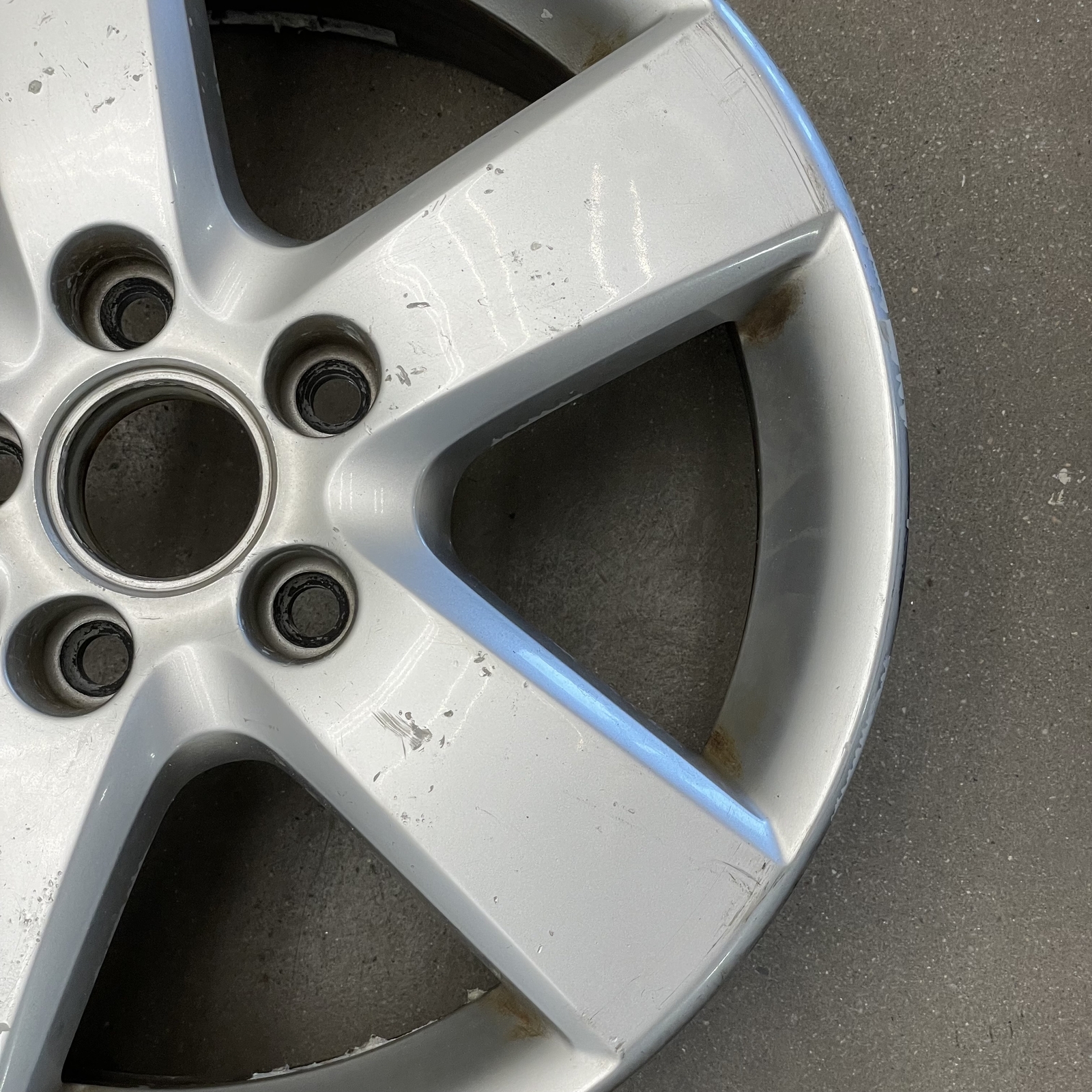 2008-2010 Volkswagen Wheel 16