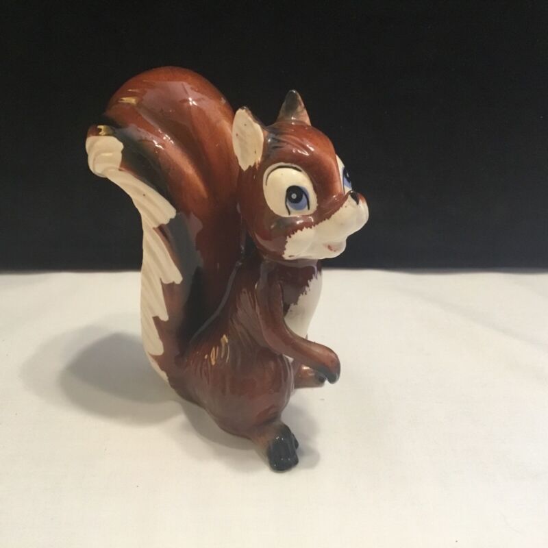 Vintage Ceramic Squirrel Figurine (XX55)