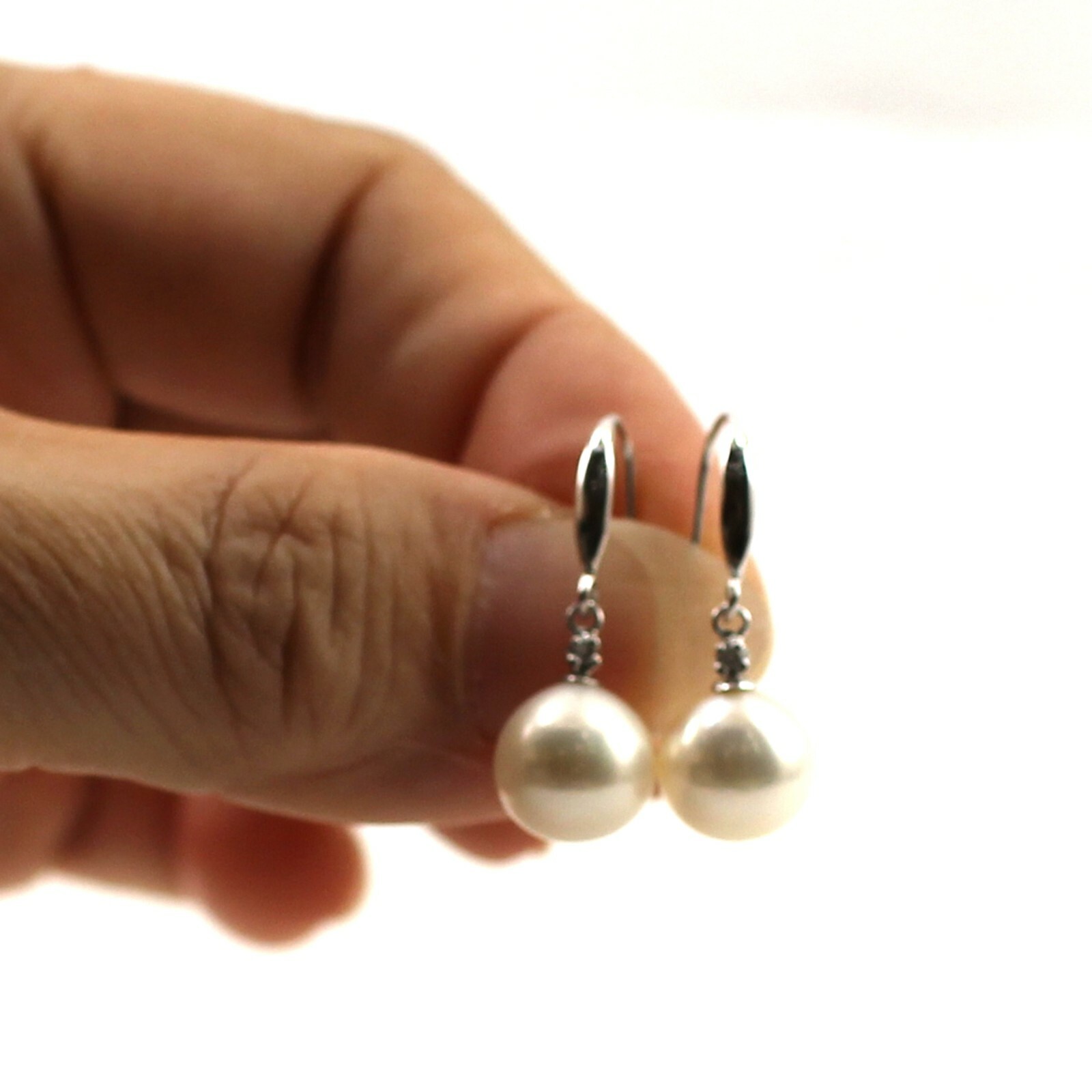 Pre-owned The Pearl Jewelers 14kt White Solid Gold Diamond; Aaa White Cultured Pearl Hook Earrings Tpj In White Cream