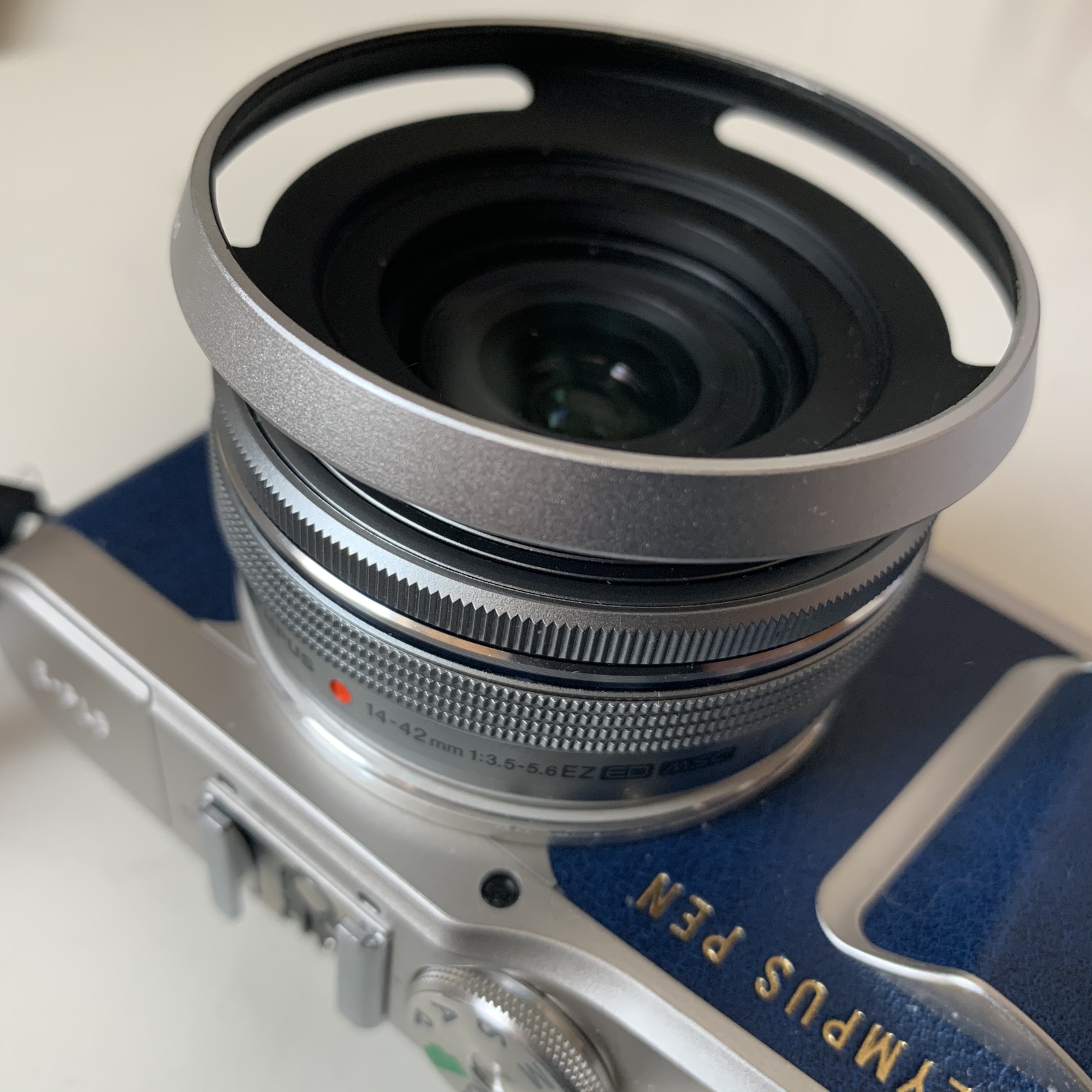 Professional Replacement Lens Hood LH-40 For Olympus Zuiko