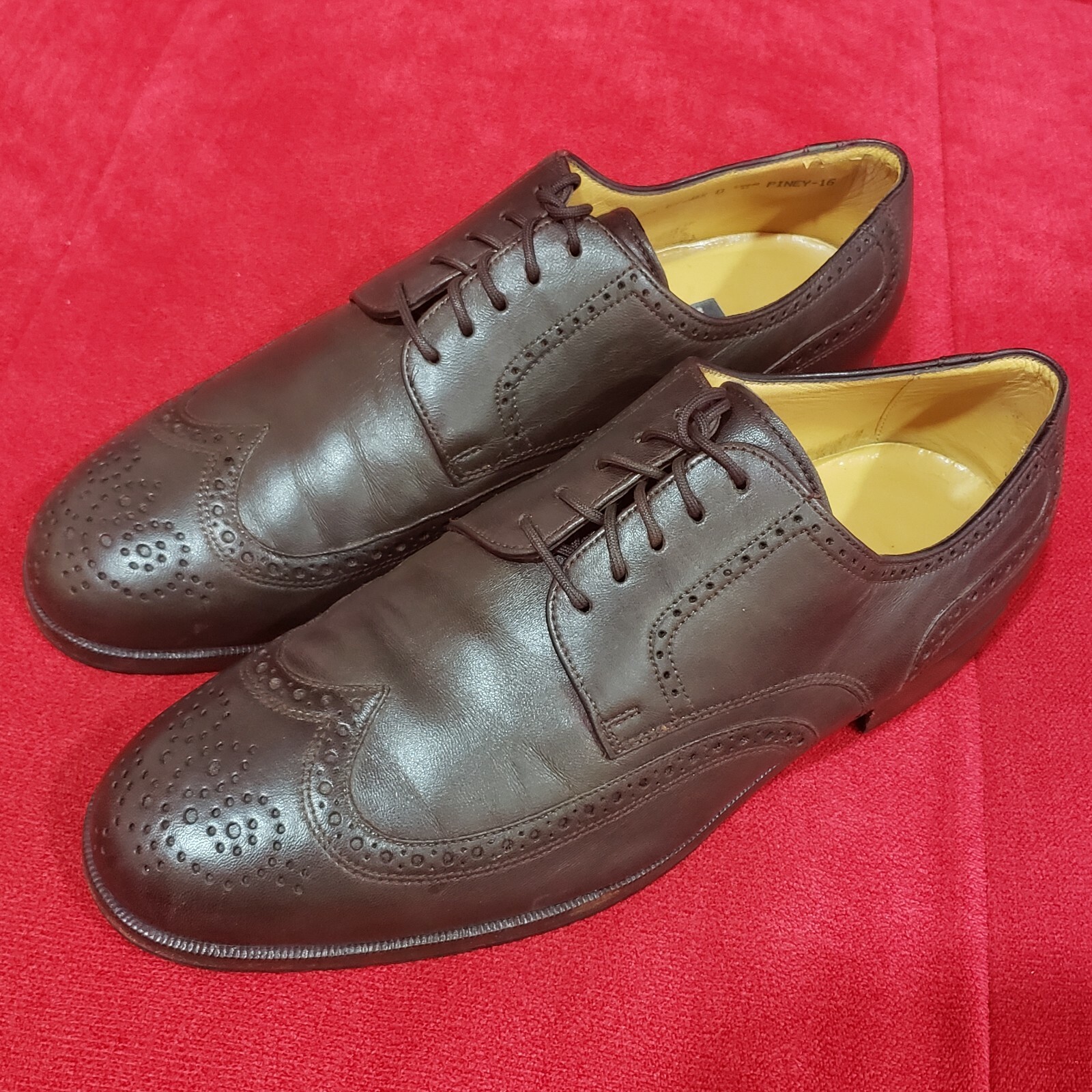 Bally Mens Brown Dark Shoes Switzerland Vasano Wingtip Piney Bally Mens Brown Dark Shoes Switzerland Vasano Wingtip Piney