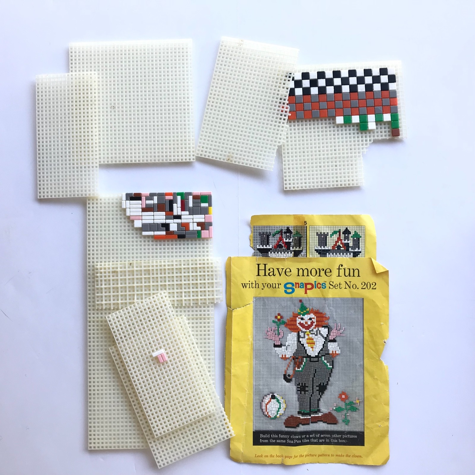 Vintage Snapix Set, Bugs Bunny Edition 12 x 11 x 3