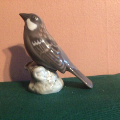 Royal Copenhagen N. N. Figurine Sparrow Type On Rock Porcelain B&G 1888 KN