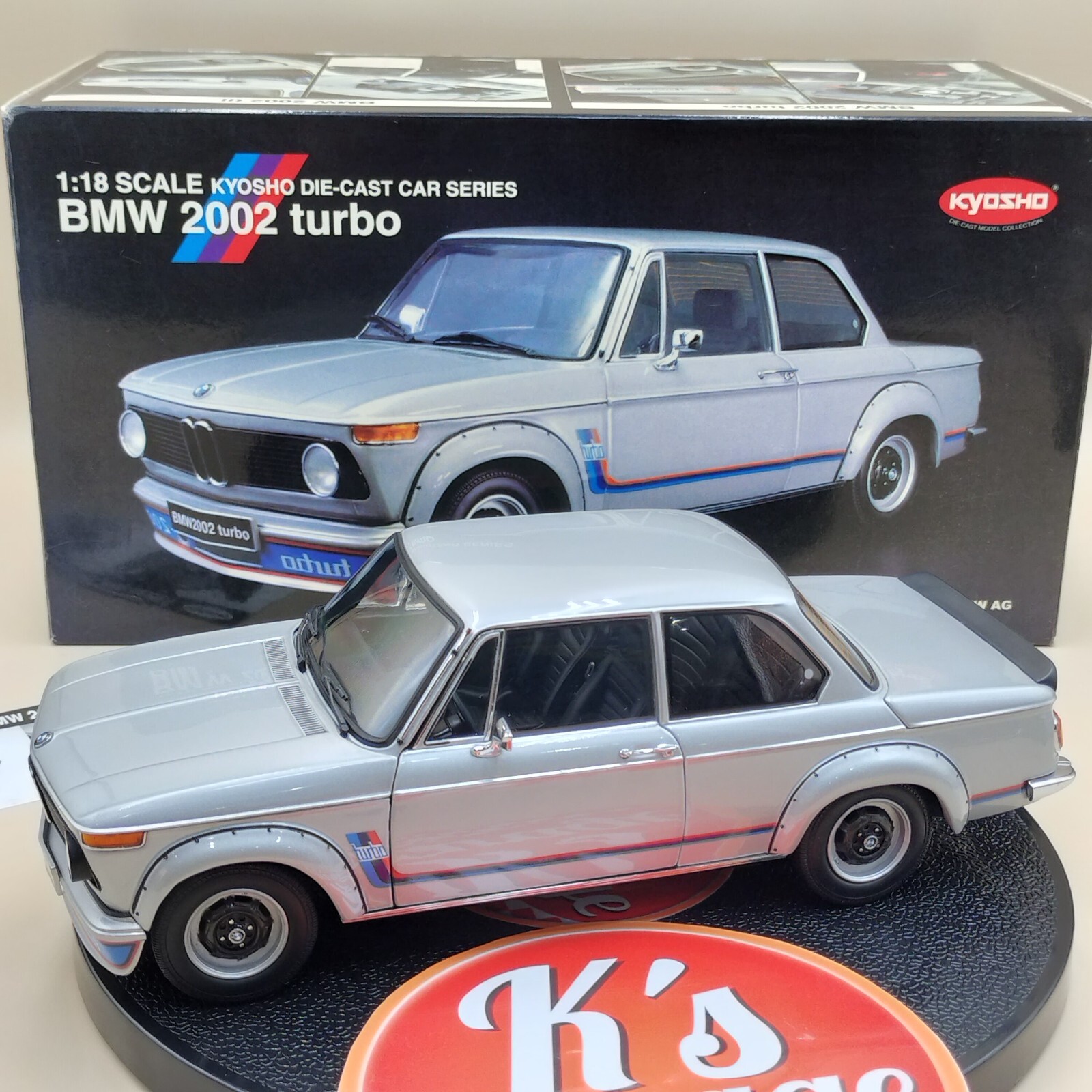 Kyosho 1/18 BMW 2002 turbo 1973 silver Diecast model Kyosho 1/18 BMW 2002 turbo 1973 silver Diecast model