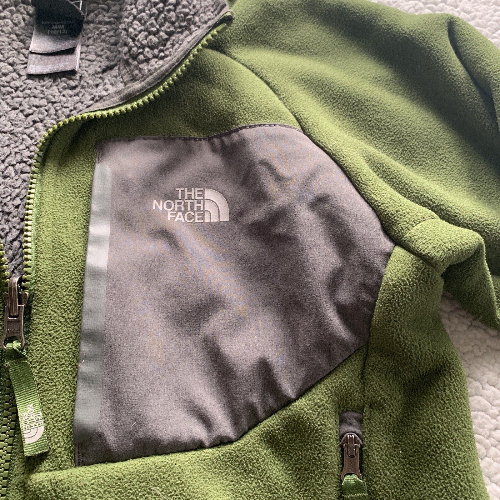 The North Face Kids Boys Child Jacket Pullover Fleece M/M 10-12 Green Gray