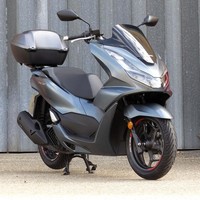 2022 HONDA PCX 125 WW 125 A-M – SUPERB ONE-OWNER, LOW MILEAGE EXAMPLE.