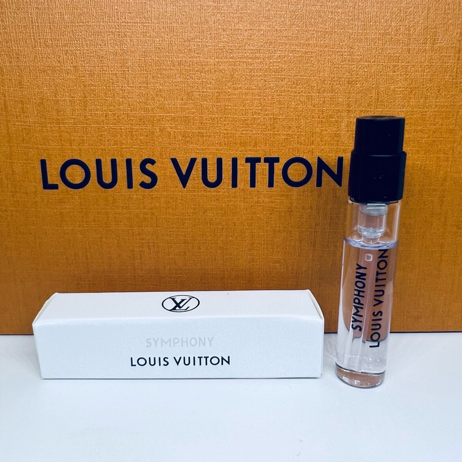 Louis Vuitton Symphony Extrait De Parfum Sample Spray - 2ml Louis Vuitton Symphony Extrait De Parfum Sample Spray - 2ml